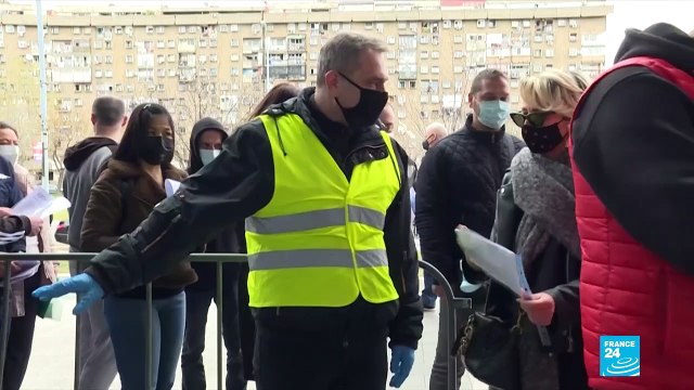 Foreigners flock to Serbia for coronavirus jabs