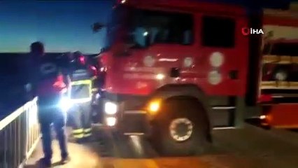 - Batman’da çayda mahsur kalan vatandaş halat yardımıyla kurtarıldı