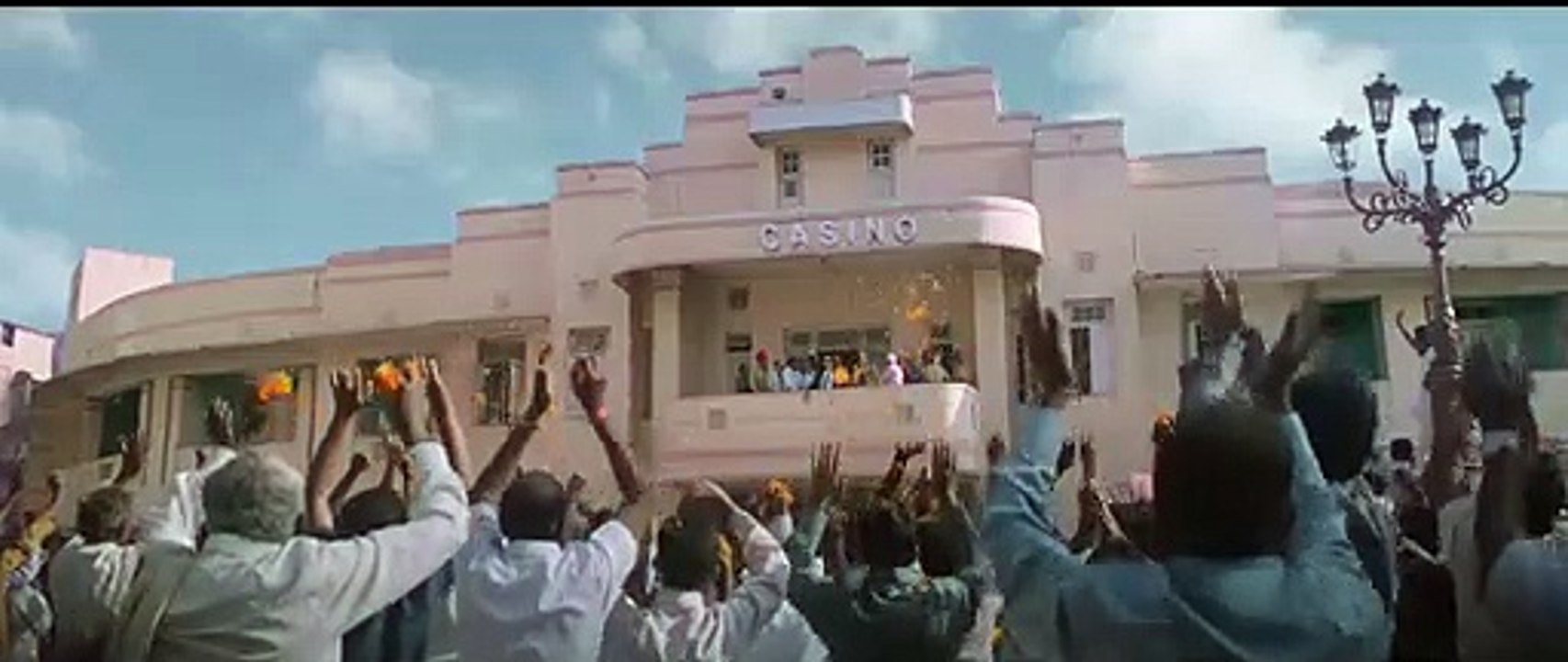 Thalaivi _ Official Trailer (Hindi) _ Kangana Ranaut _ Arvind Swamy _ Vijay _ 23rd April ( 720 X 1280 )