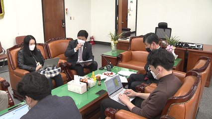 국정원, MB 정부 불법사찰 직무감찰..."정치 논란 피할 것" / YTN