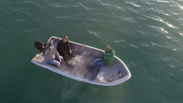 Mesire alanlarında yasak olunca teknede mangal yaktılar