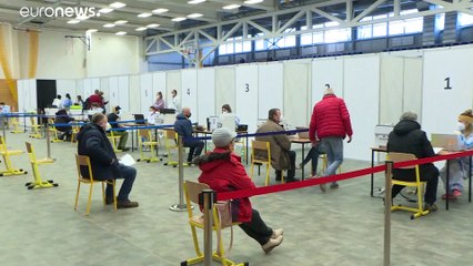 Már az ötvenes korosztály is regisztrálhat az oltásra Szlovákiában