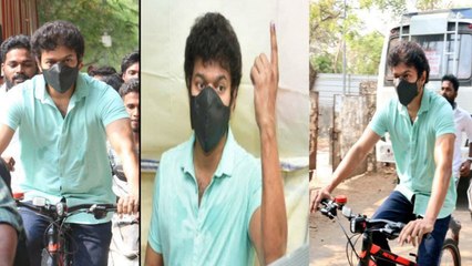 Build Up Or Simplicity ? Vijay Cycle Ride పై భిన్నాభిప్రాయాలు!! || Oneindia Telugu