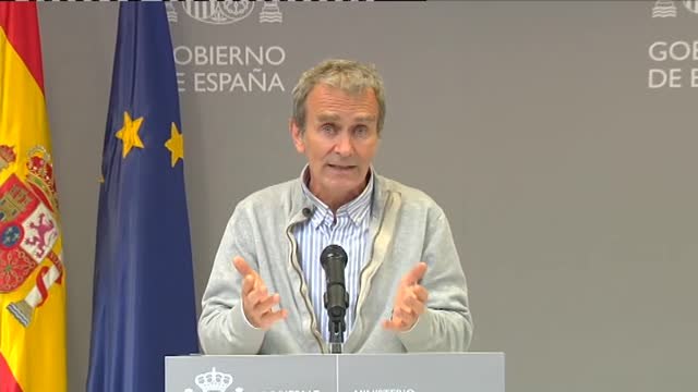 Simón: Si podemos mantener bien las medidas de control durante Semana Santa, quizá no tenga sentido hablar de una cuarta ola