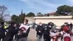 Eylemdeki Migros işçileri, polis müdahalesinin ardından gözaltına alındı