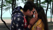 Cheyechi Chotto Nodi - চেয়েছি ছোট্ট নদী - Bangla Movie Song- Pori Moni, Bappy Chowdhury