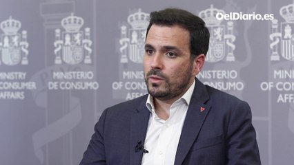 Alberto Garzón: "Ayuso y Vox hacen bandera de un proceso de desigualdad"