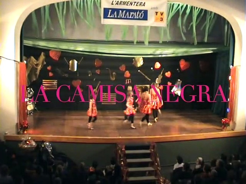 2- LA CAMISA NEGRA