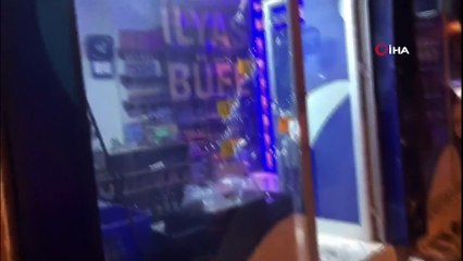 Tekel bayisi önündeki araç kurşunlanarak kundaklandı