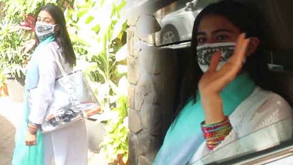 Kareena Kapoor Khan के घर जल्दी मे क्यों भागी Sara Ali Khan ? Watch video | FilmiBeat