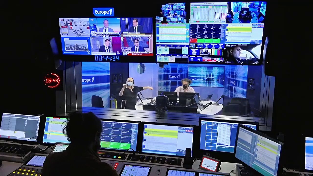 Jean Castex : "Achetez des bouteilles d'oxygène au rayon plongée pour sauver mamie !" (Canteloup)