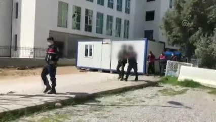 Evlerden hırsızlık yapan çift yakalandı