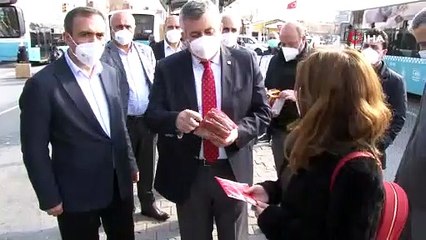 İstanbul Özel Halk Otobüsü sahiplerinden milli takıma maskeli destek