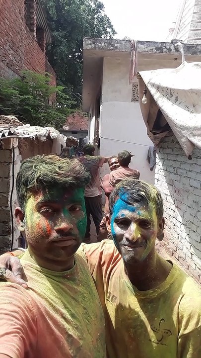 holi video