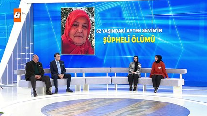 Kızlarının yanı sıra eşi ve oğlu da canlı yayında...