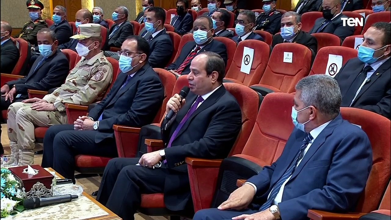 الرئيس السيسي يوجه بتوفير كافة المعدات اللازمة لرفع كفاءة قناة السويس