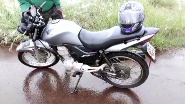 Motociclista fica ferido após se envolver em colisão com carro na Rua Altemar Dutra