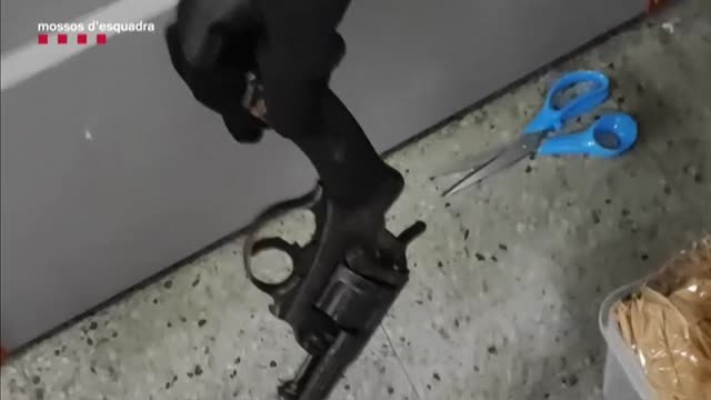 Detenidos los atracadores que se llevaron 250.000 euros de un banco de Badalona