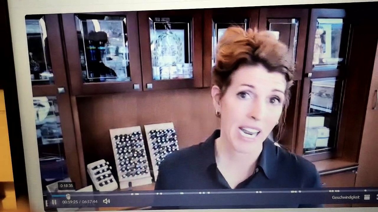 Mitschnitt eines Interviews für Leader mit Emiliy Wright