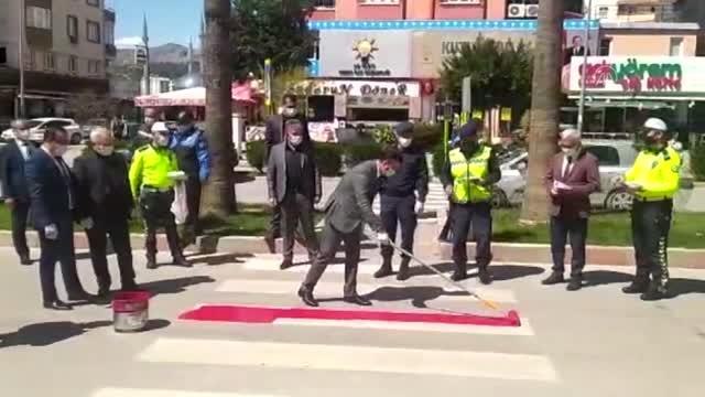 Adana'da Yaya Önceliği Kırmızı Çizgimizdir etkinliği düzenlendi