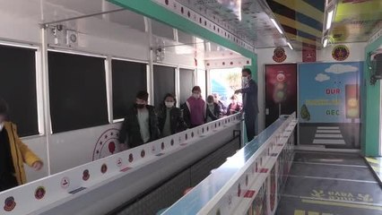Son dakika haberleri! Öğrencilere Jandarma Mobil Trafik Eğitim Tırında trafik kuralları anlatıldı