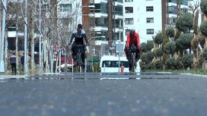 Diyarbakırlı 2 arkadaş, bisikletle Türkiye turuna çıktı