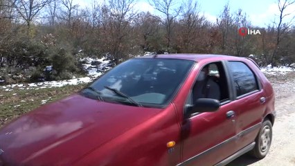 Köye Her Giren Araç Durdurulup İçindekilerin HES Kodu Soruluyor