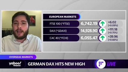 European stocks hover around record highs