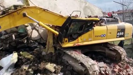 Yıkım faciaya dönüştü