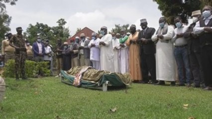 La "abuela" keniana de Obama recibe sepultura en un sepelio islámico