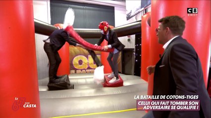 La bataille de cotons-tiges géant entre les chroniqueurs !