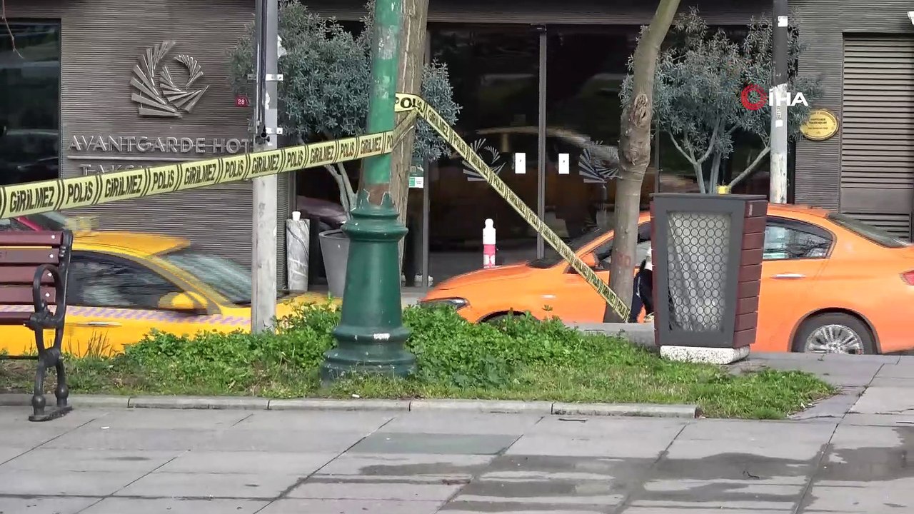 Taksim Gezi Parkındaki şüpheli çanta polis ekiplerini harekete geçirdi