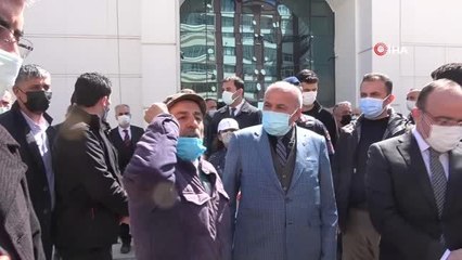 Elazığ'da vatandaşın protokolle diyaloğu herkese kahkaha attırdı