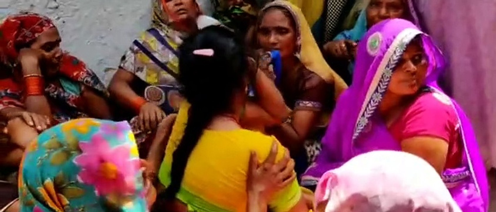 शाहजहांपुर : पति पत्नी के बंद कमरे में शव मिलने से फैली सनसनी