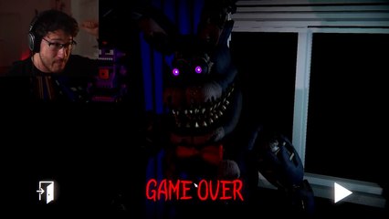 The Glitched Attraction