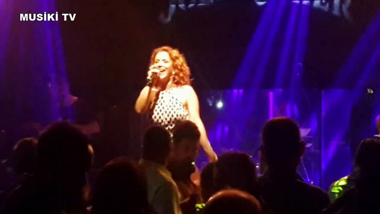 İNCİ MERCAN - Sarı Çizmeli Mehmet Ağa (Barış Manço) - Konser - Jolly Joker