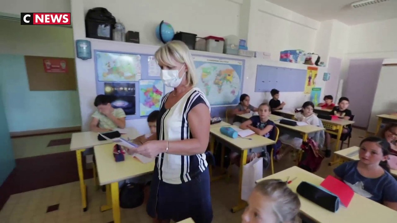 Les enseignants demandent à se faire vacciner pour laisser les écoles ouvertes