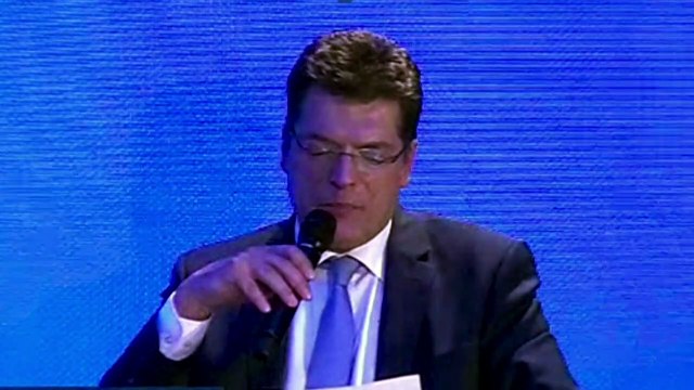 Doadores comprometem US$ 6,4 bi em ajuda aos sírios