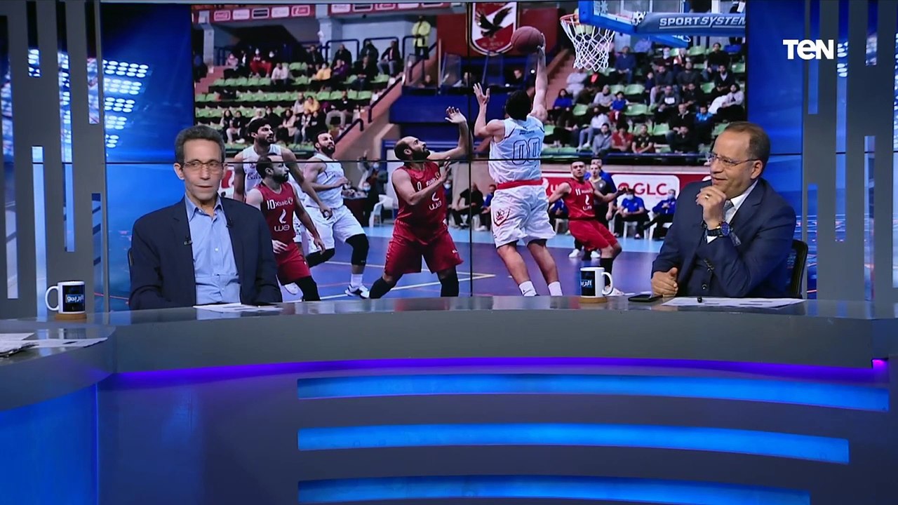 محمد فاروق يطرح سؤال مهم: هل قرار الأهلي بإخراج الجماهير من صالة الزمالك قرار إداري فقط أم فني؟