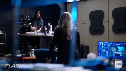The Flash Season 7 Episode 5 Clip - Cisco Works On The Firestorm Matrix Splicer Scene