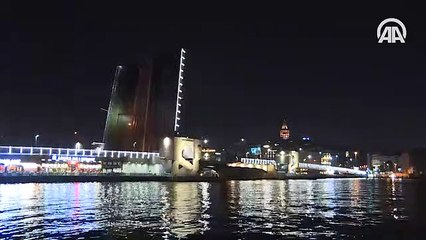 Galata Köprüsü'nde bakım çalışması yapıldı