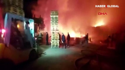 Gebze'de palet fabrikasında yangın