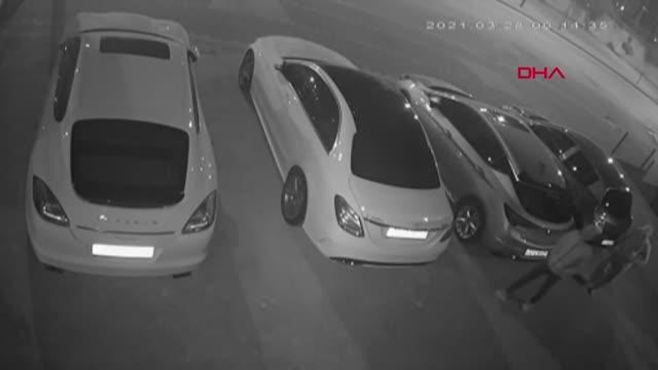 MERSİN Lüks otomobilin 50 bin lira değerindeki farlarını çalan şüpheliler yakalandı