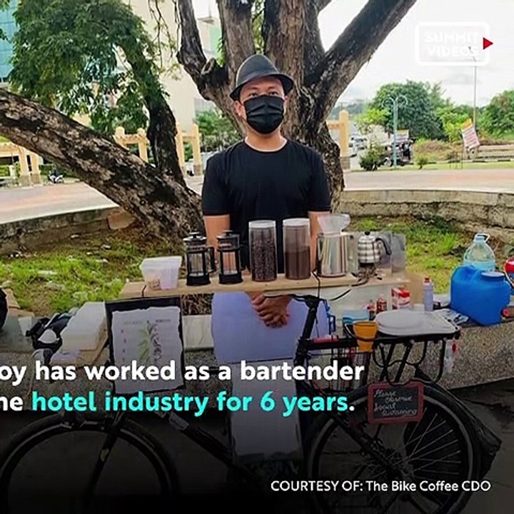 This former bartender started a mobile bike cafe with only P700