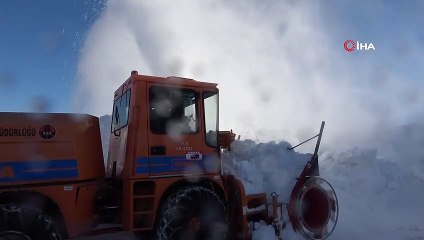 4 aydır kapalı olan Ardahan-Ardanuç yolu için çalışmalar başladı