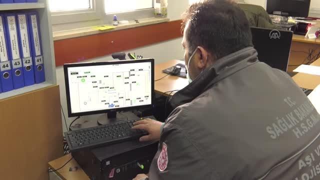 2,8 milyon doz BionTech aşısı, Türkiye'ye getirilerek Sağlık Bakanlığı Halk Sağlığı depolarına yerleştirildi (1)