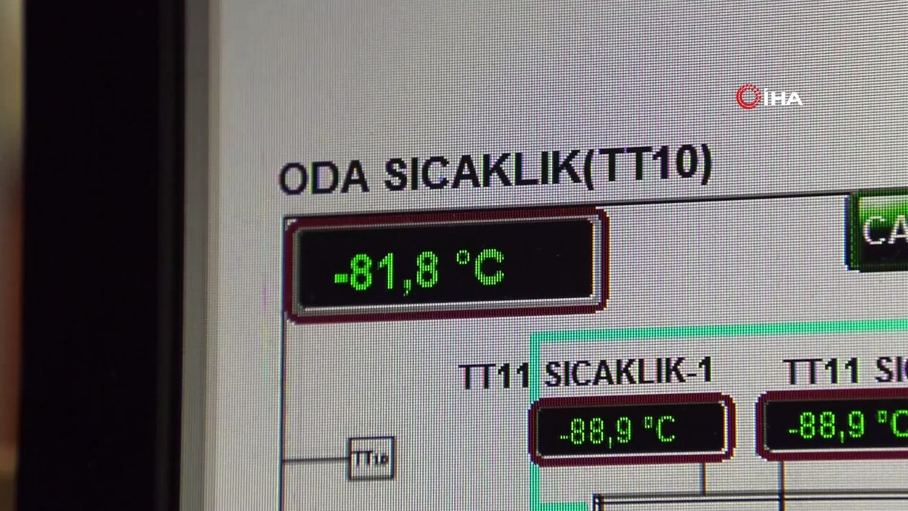Anlaşması tamamlanan 2.8 milyon doz BionTech aşısı Sağlık Bakanlığı depolarına yerleştirildi