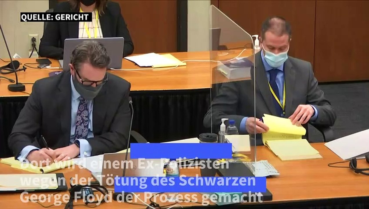 George-Floyd-Prozess: Aktivistin kettet sich an Gerichtszaun