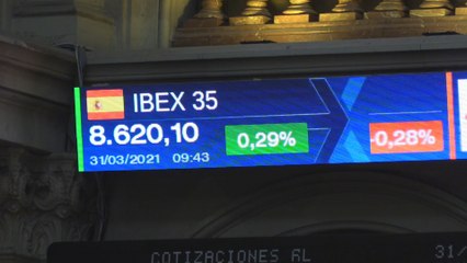El Ibex 35 avanza un ligero 0,30 % tras la apertura y gana más del 4,8 % en el mes
