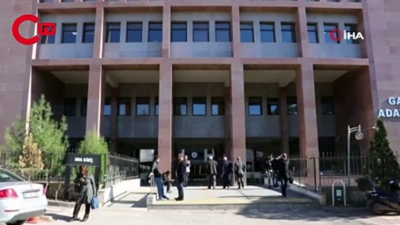 'Öpücük' rüşvet sayıldı